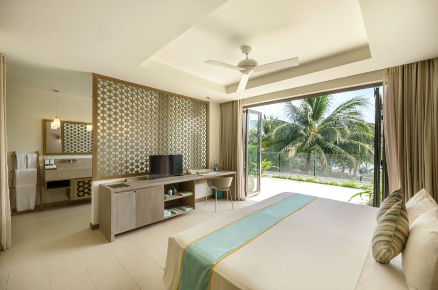 Cho thuê biệt thự Oceanview Villa – Hướng Tây Nam, view biển – núi, đón hoàng hôn đẹp